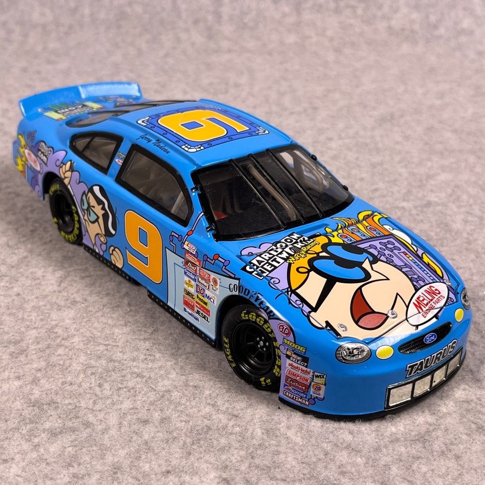 Jerry Nadeau #9 Cartoon Network Dexter 1999 Ford Taurus 1:24 Bank Diecast Action